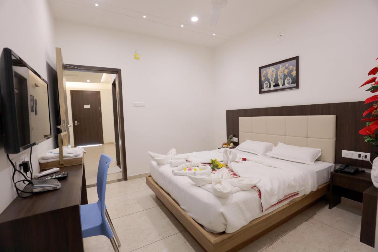 Leena Resort Garudeshwar Bagian luar foto
