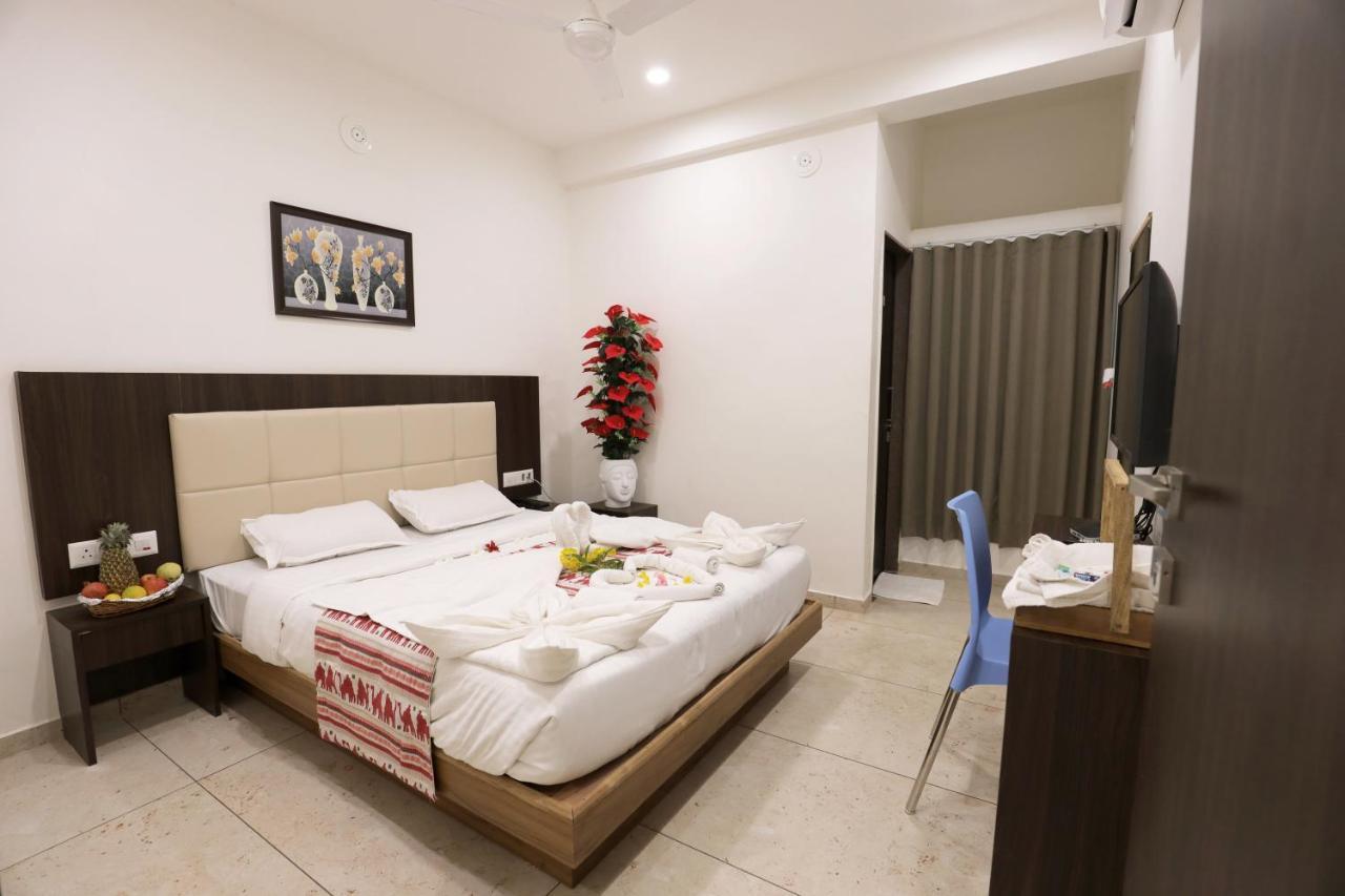 Leena Resort Garudeshwar Bagian luar foto