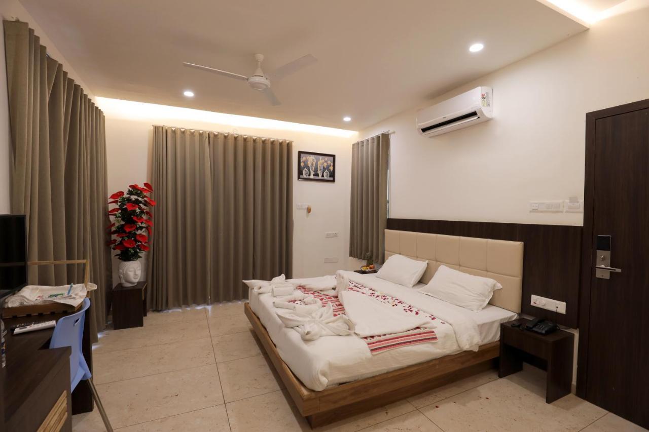 Leena Resort Garudeshwar Bagian luar foto