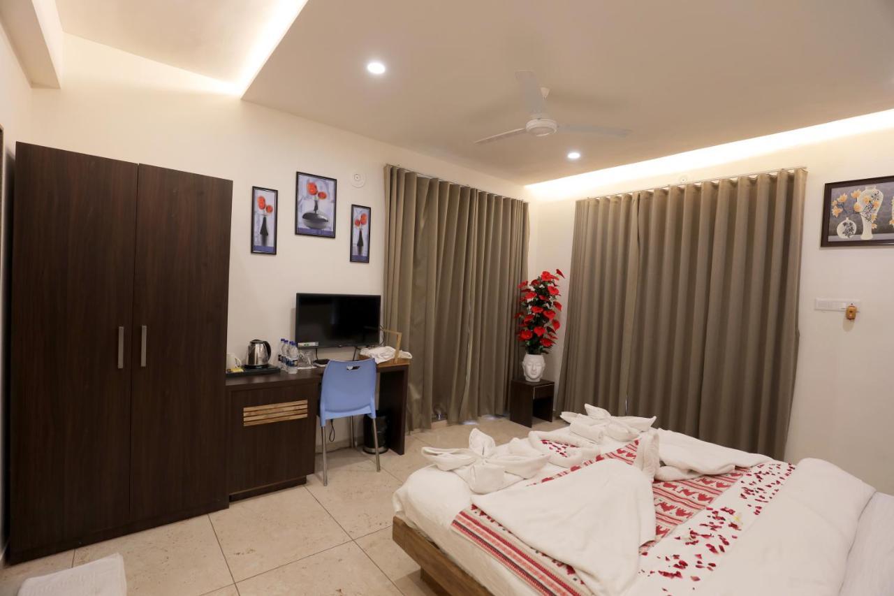 Leena Resort Garudeshwar Bagian luar foto